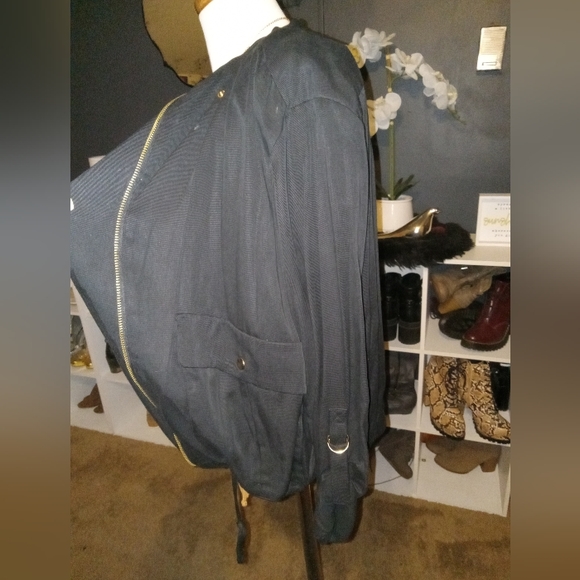 APT. 9 jacket - Picture 6 of 7